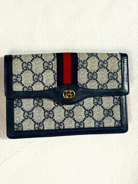 GUCCI vintage clutch/wallet